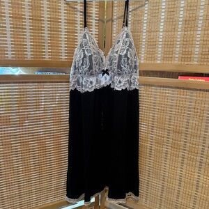 NWT Victoria’s Secret black and light pink baby doll nightie. Brand new Large